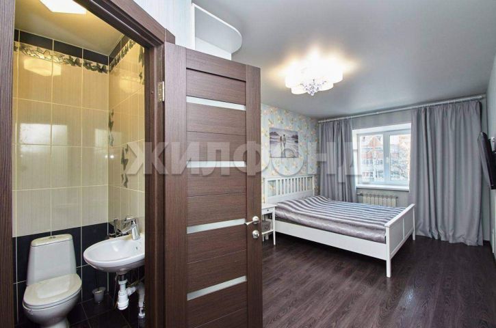 3-комн квартира Ленина проспект, д.199