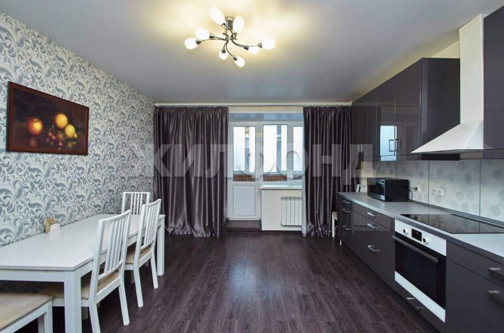 3-комн квартира Ленина проспект, д.199