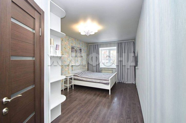 3-комн квартира Ленина проспект, д.199