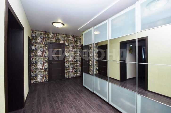 3-комн квартира Ленина проспект, д.199