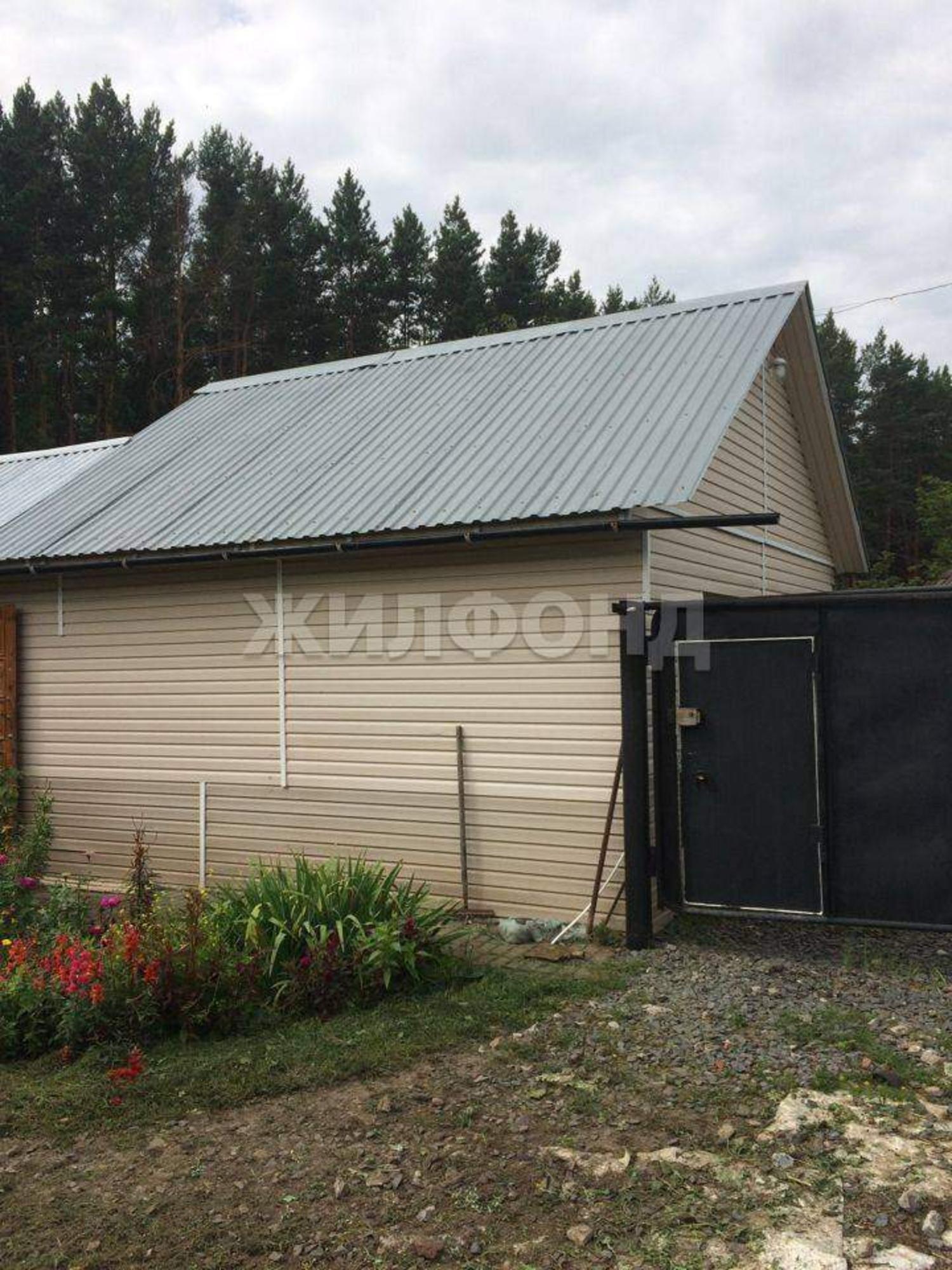 Купить дачу, дом, коттедж за 14 000 000 рублей на Радиоцентр Поселок улица
