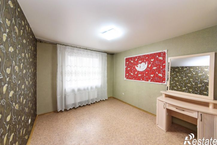 3-комн квартира ул. Ленская, 49