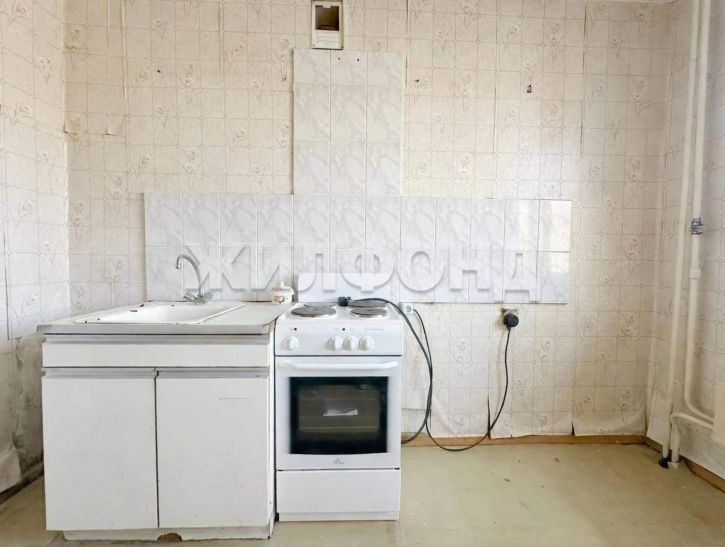 3-комн квартира Елизаровых улица, д.4