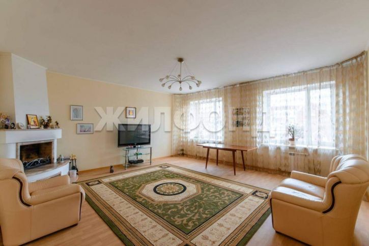 4-комн квартира Вершинина улица, д.24в