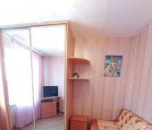 комната 43 кв м улица Нахимова, 18
