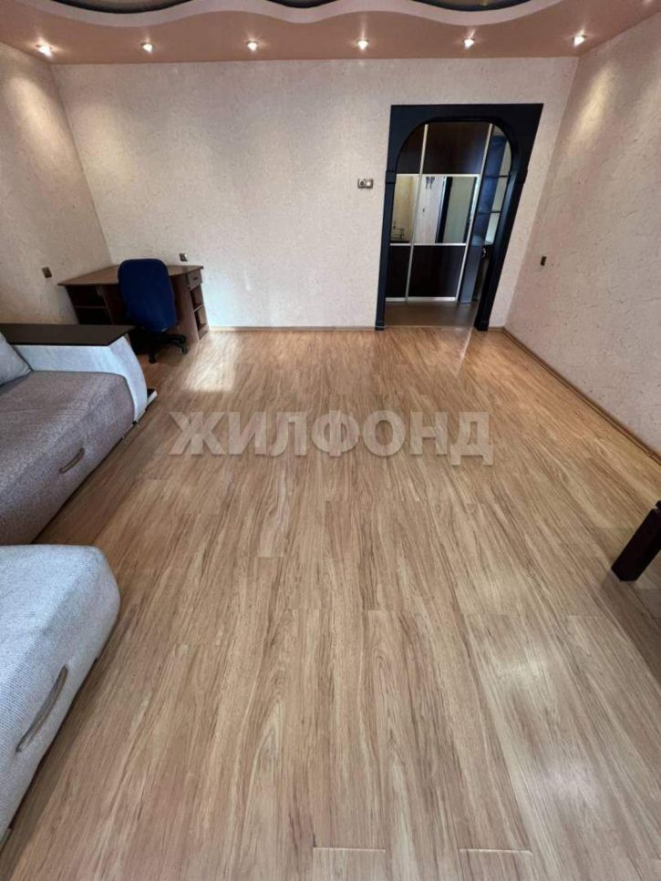 2-комн квартира Ивана Черных улица, д.14