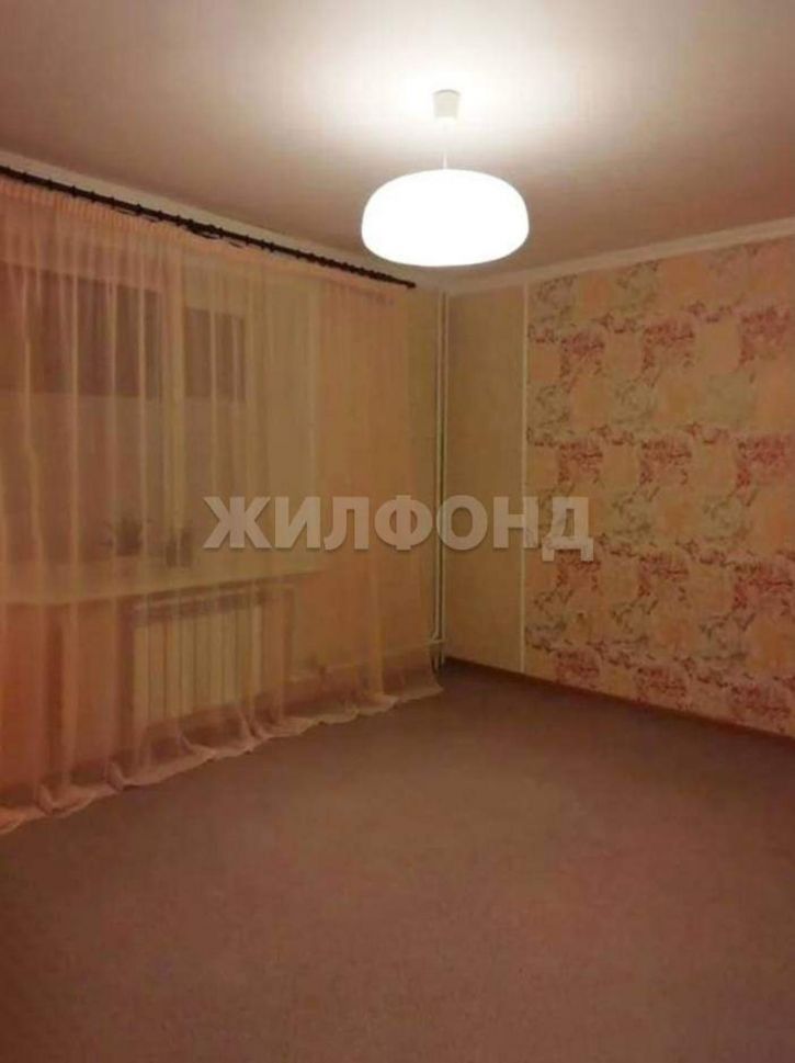 2-комн квартира Ивана Черных улица, д.66