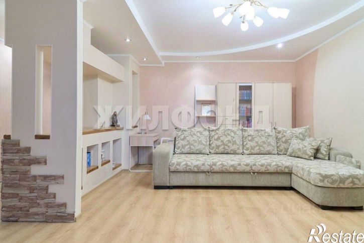 3-комн квартира Новосибирская улица, 8,  д. 8
