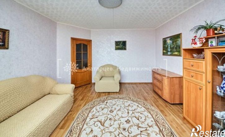 3-комн квартира ул Новосибирская, 8,  д. 8