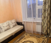комната 18 кв м улица Александра Угрюмова, 2Б
