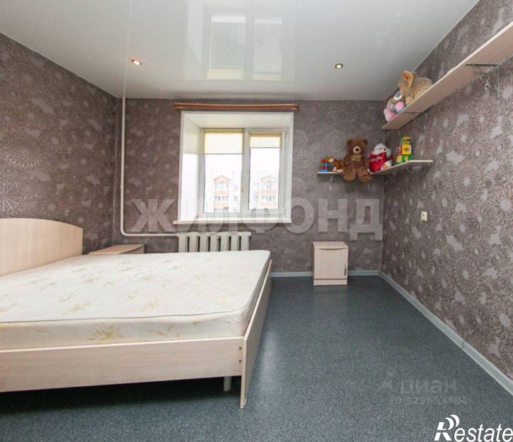 2-комн квартира Светлый переулок, 32,  д. 32