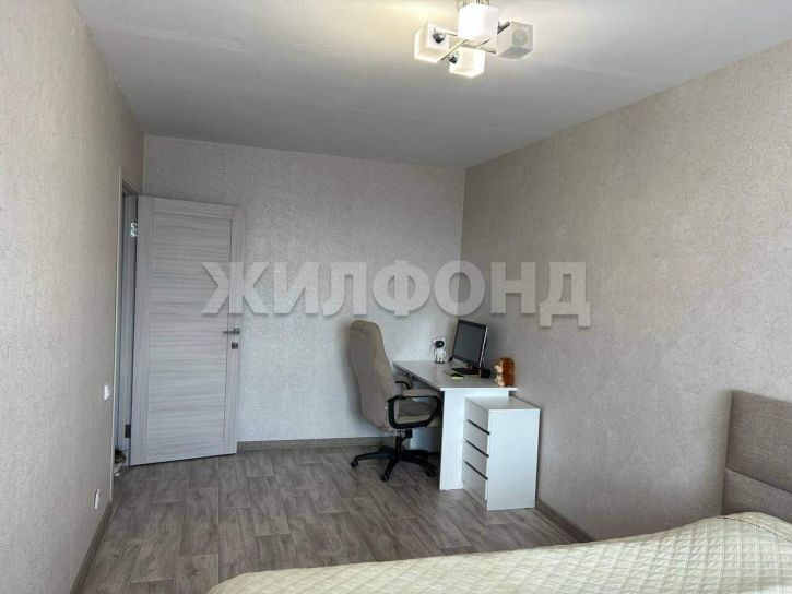 2-комн квартира Сибирская улица, д.80