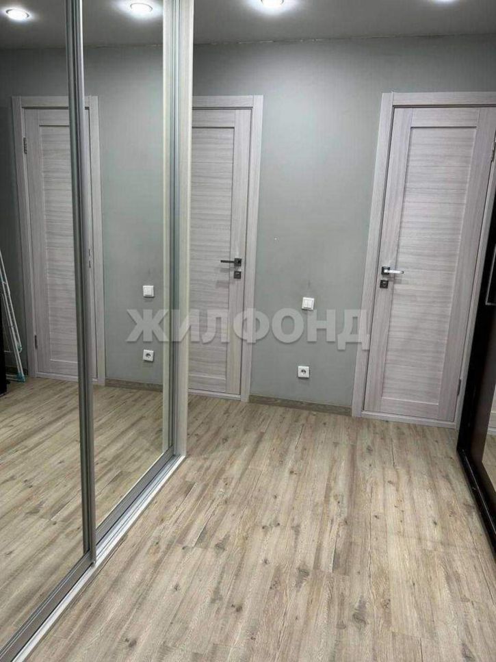 2-комн квартира Сибирская улица, д.80