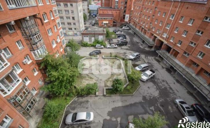 4-комн квартира улица Никитина, 25,  д. 25