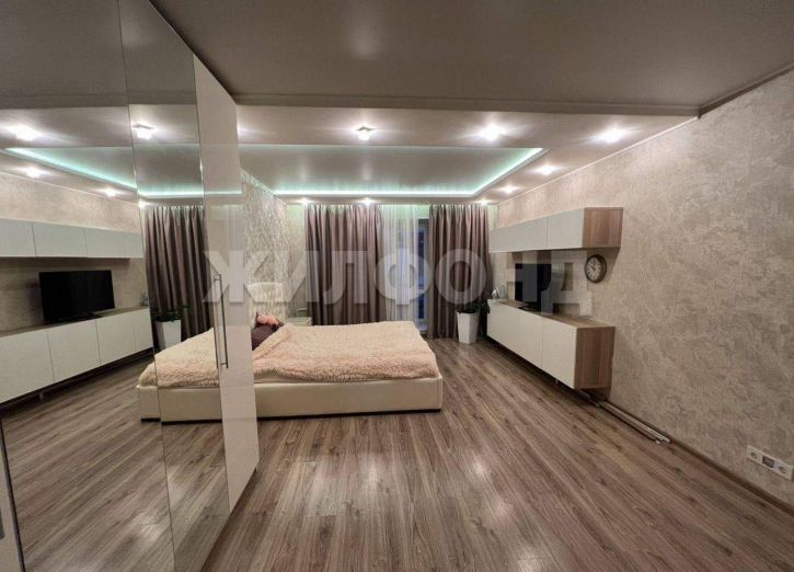 3-комн квартира Аркадия Иванова улица, д.27