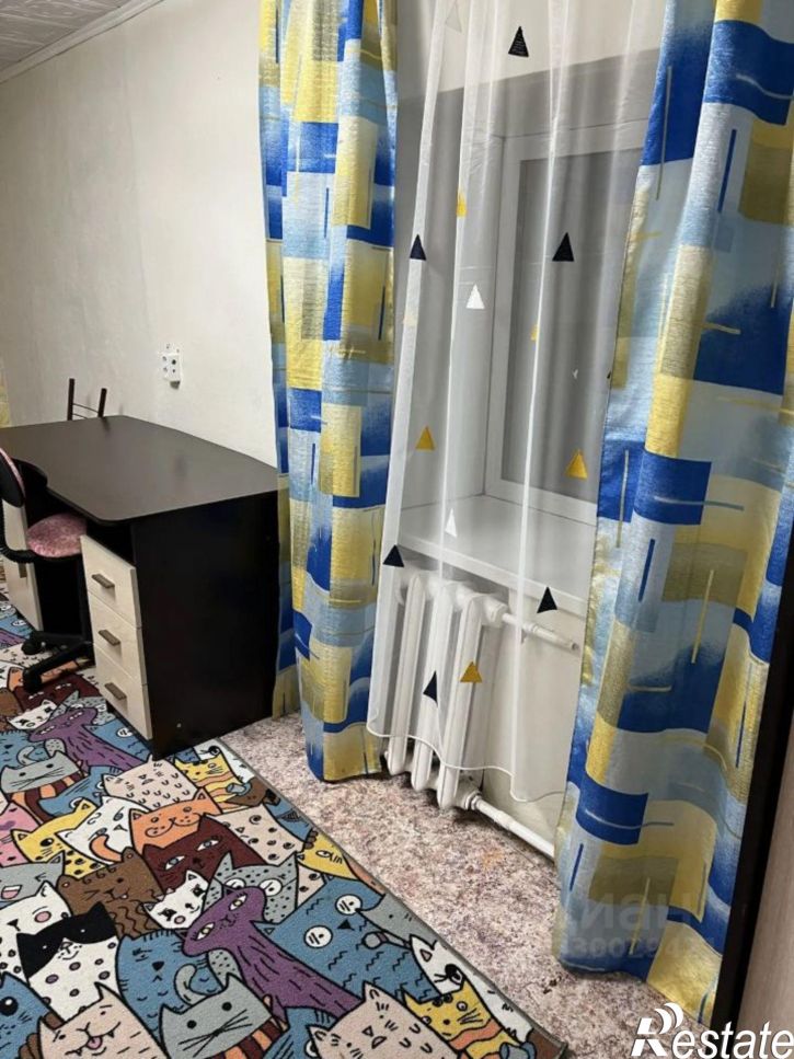 Комната улица Крылова, 25,  д. 25