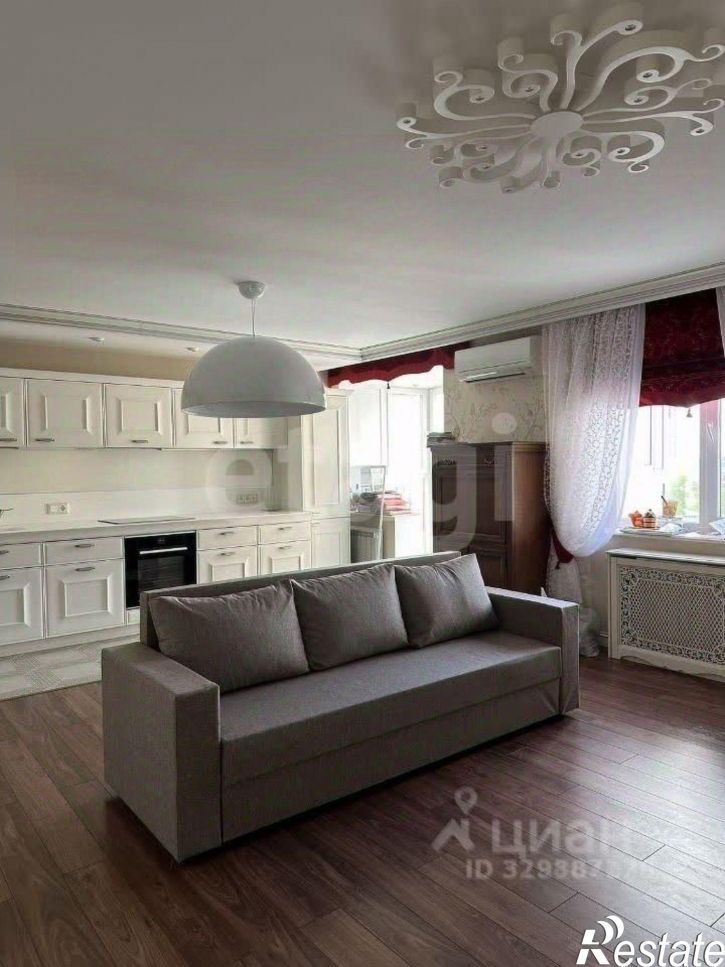 2-комн квартира улица Елизаровых, 15/1,  д. 15/1