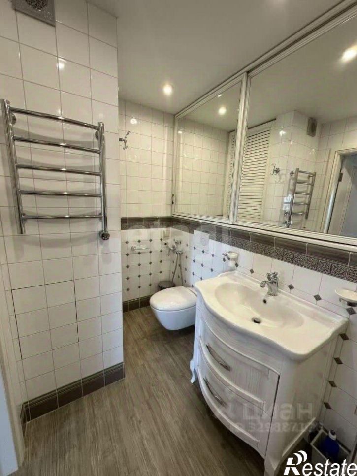 2-комн квартира улица Елизаровых, 15/1,  д. 15/1