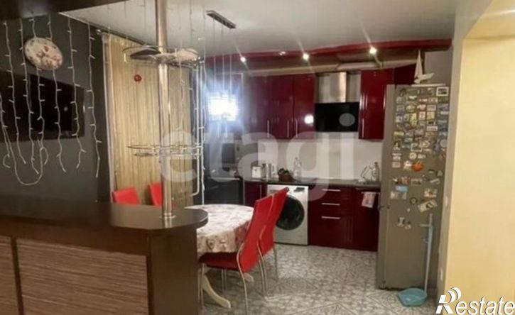 2-комн квартира улица Розы Люксембург, 81,  д. 81