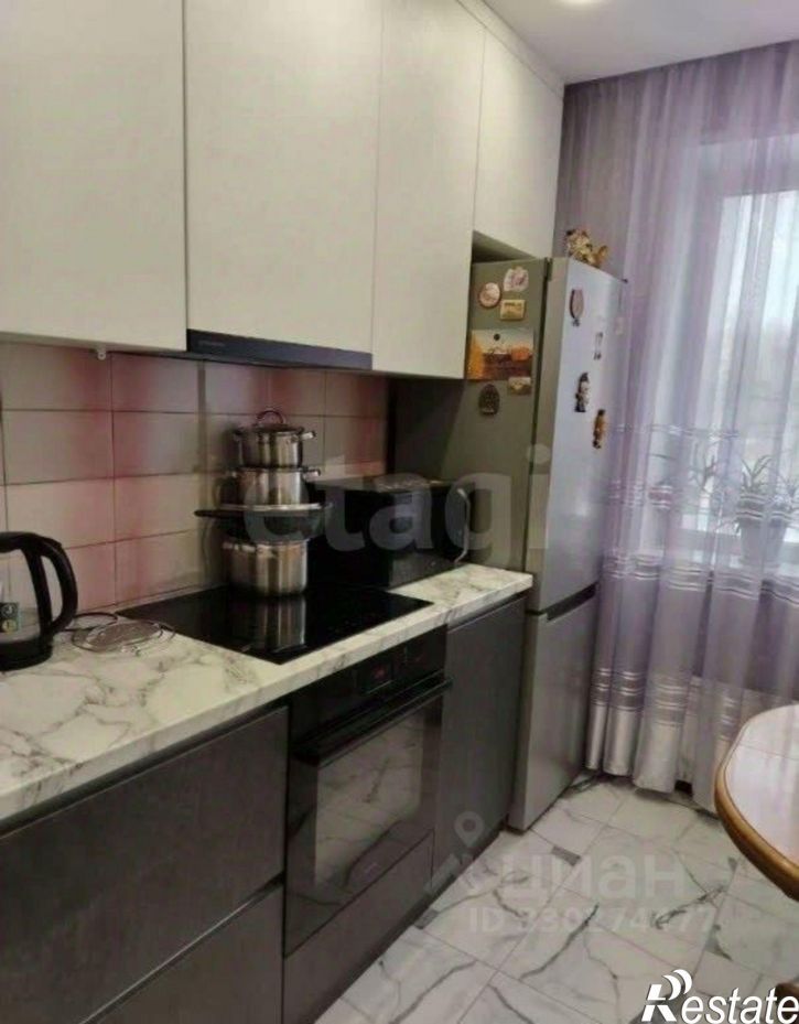 3-комн квартира улица 79-й Гвардейской Дивизии, 27,  д. 27