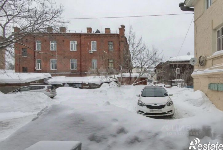 3-комн квартира улица Крылова, 25,  д. 25