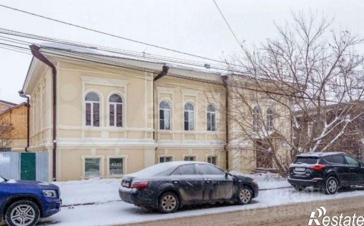 3-комн квартира улица Крылова, 25,  д. 25