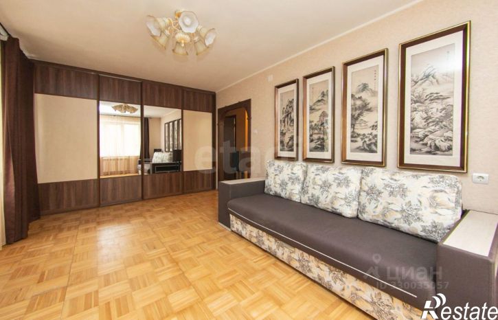 3-комн квартира ул Карла Ильмера, 15,  д. 15