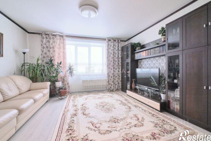4-комн квартира ул Клюева, 20,  д. 20