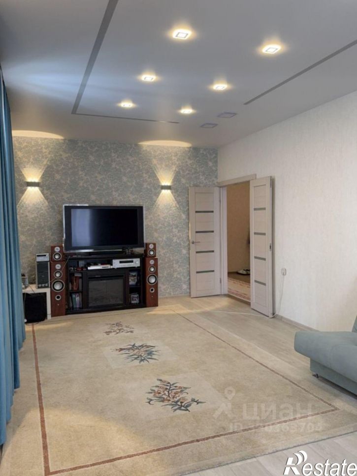 4-комн квартира ул Лебедева, 38,  д. 38
