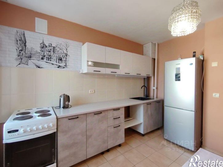 3-комн квартира улица Сергея Лазо, 20,  д. 20