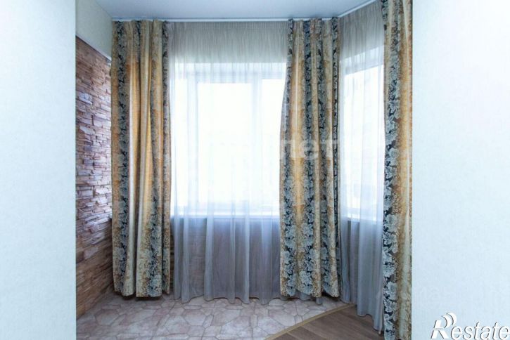 3-комн квартира улица Кузнецова, 20/4,  д. 20/4