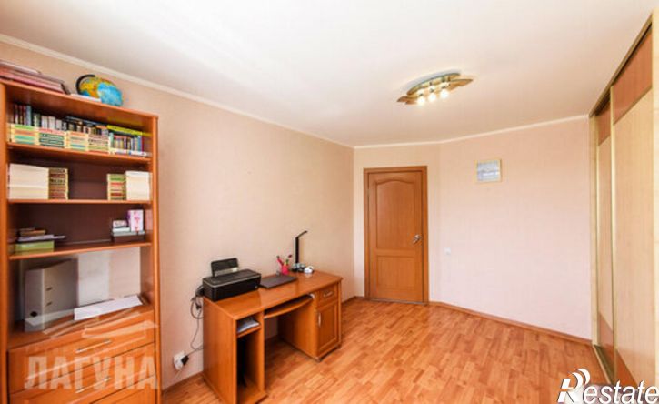 2-комн квартира улица 79-й Гвардейской Дивизии, 27А,  д. 27А