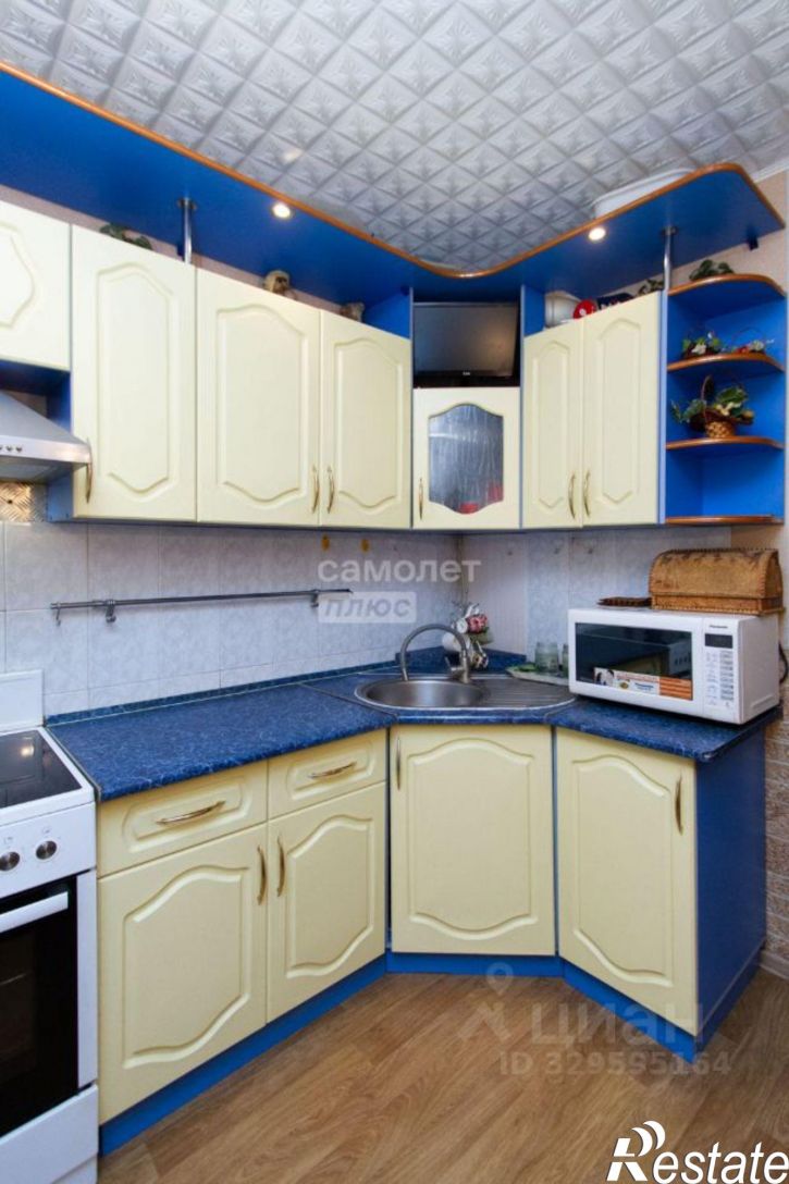 3-комн квартира ул Мокрушина, 16,  д. 16