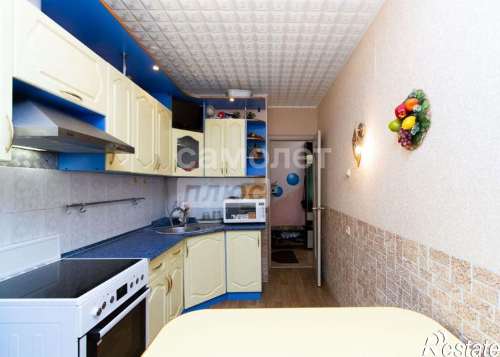 3-комн квартира ул Мокрушина, 16,  д. 16