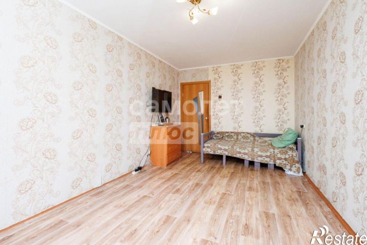2-комн квартира улица Кошурникова, 7,  д. 7