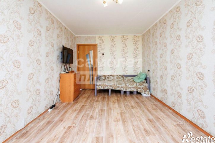 2-комн квартира улица Кошурникова, 7,  д. 7