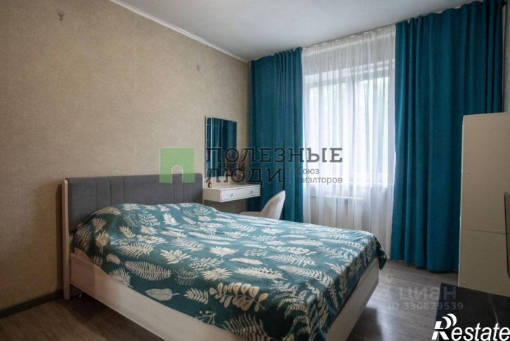 3-комн квартира улица Карла Ильмера, 8,  д. 8