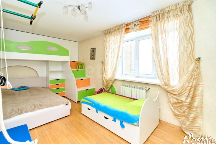 4-комн квартира Тихий переулок, 28,  д. 28
