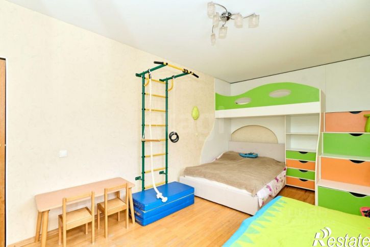 4-комн квартира Тихий переулок, 28,  д. 28