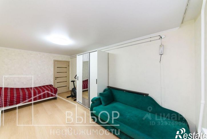 3-комн квартира проспект Кирова, 40,  д. 40