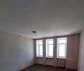 комната 30 кв м ул. Усова, 11а