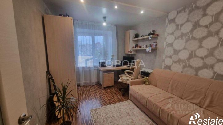 3-комн квартира улица Ивана Черных, 75,  д. 75