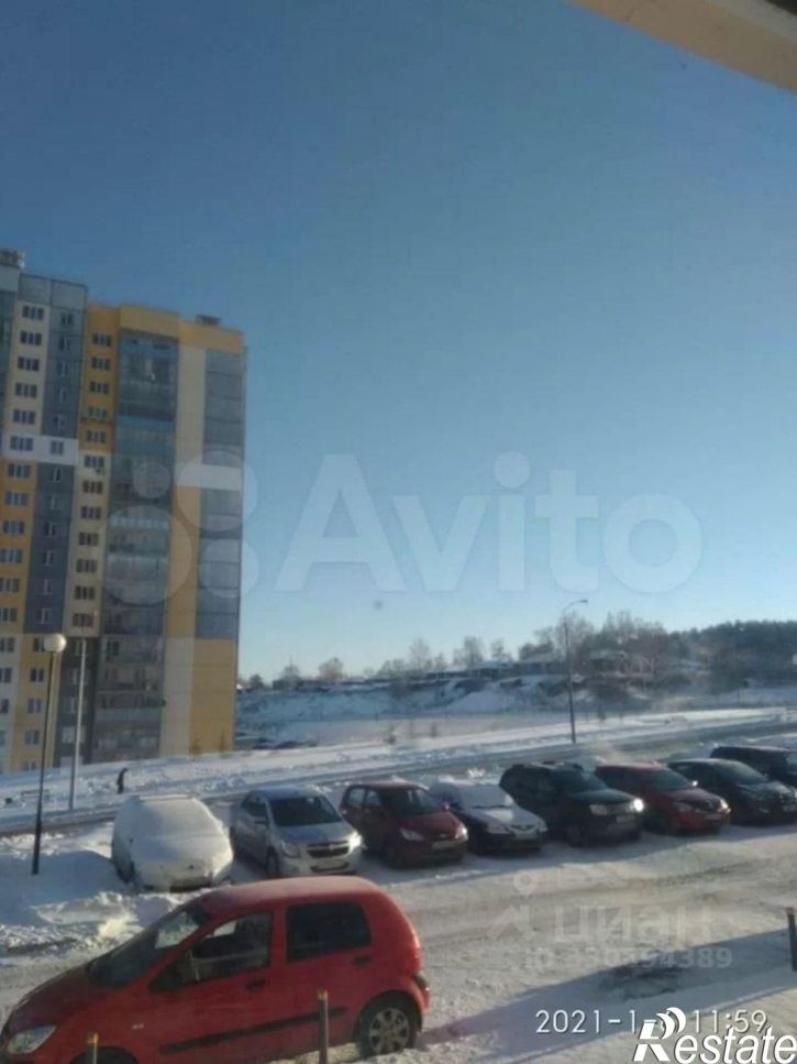 3-комн квартира ул Василия Болдырева, 4,  д. 4