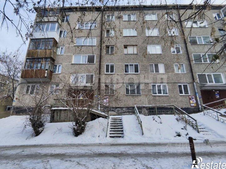 3-комн квартира Учебная улица, 17,  д. 17