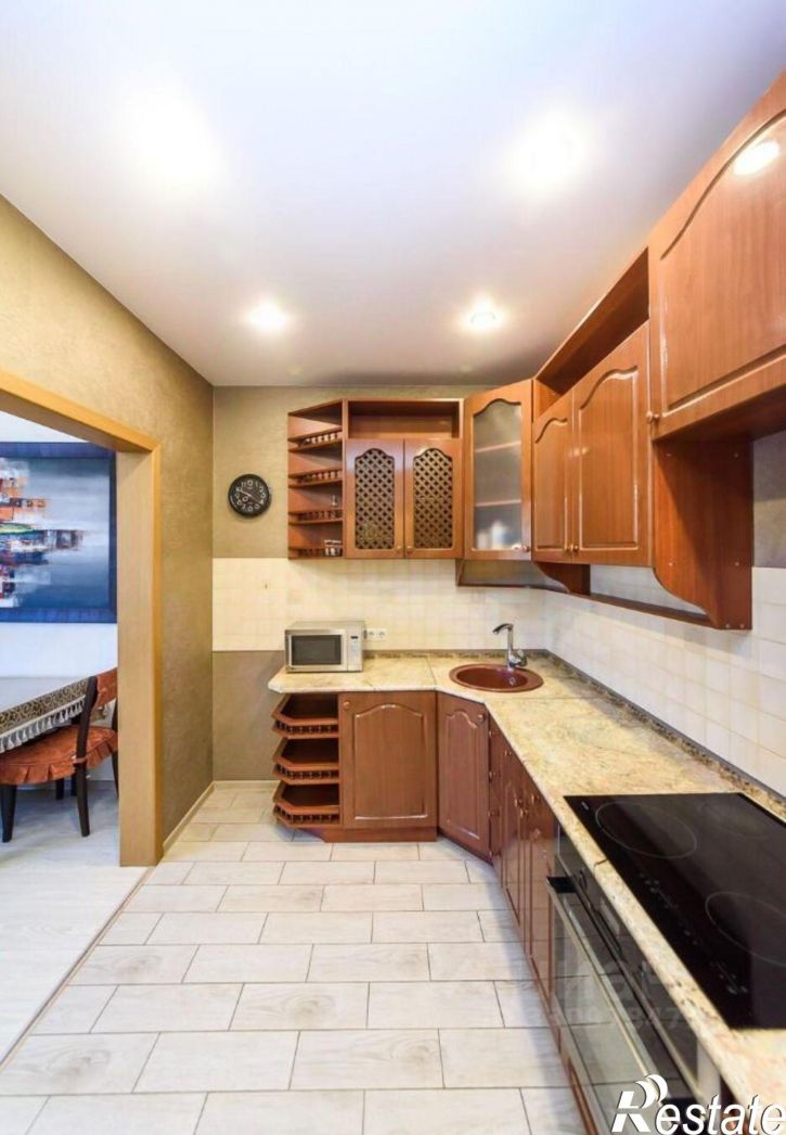 2-комн квартира улица Розы Люксембург, 19,  д. 19