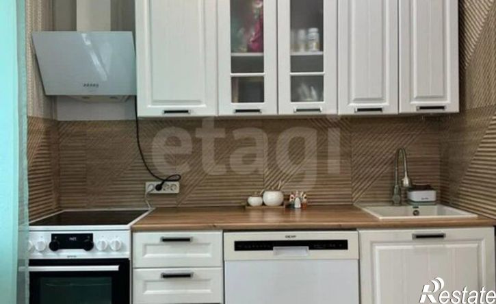 2-комн квартира ул Ференца Мюнниха, 22,  д. 22