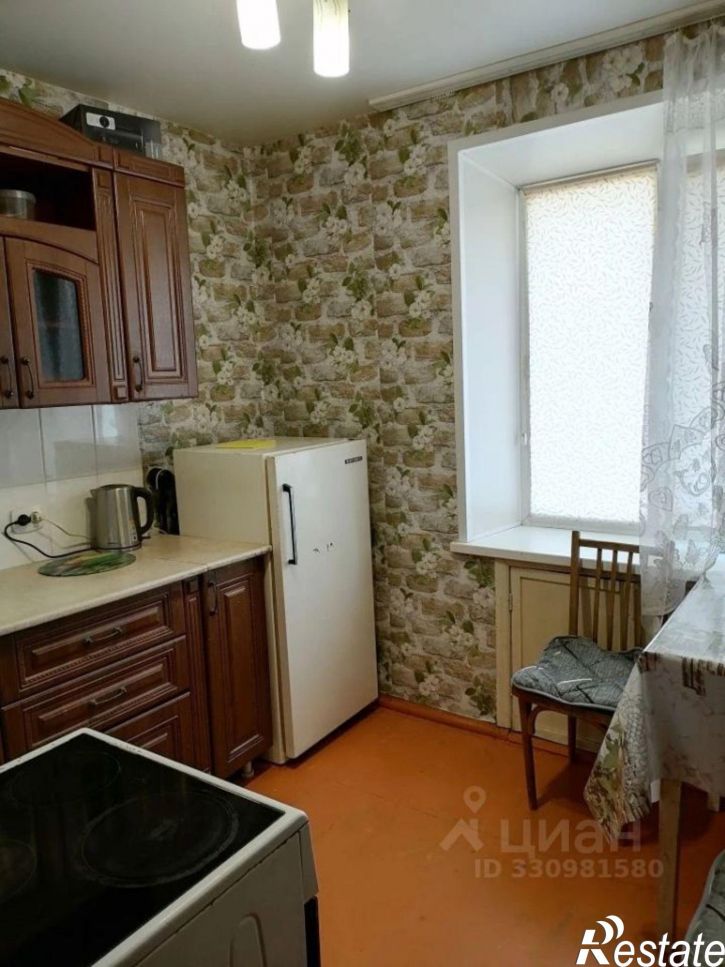 1-комн квартира улица Суворова, 13/1,  д. 13/1