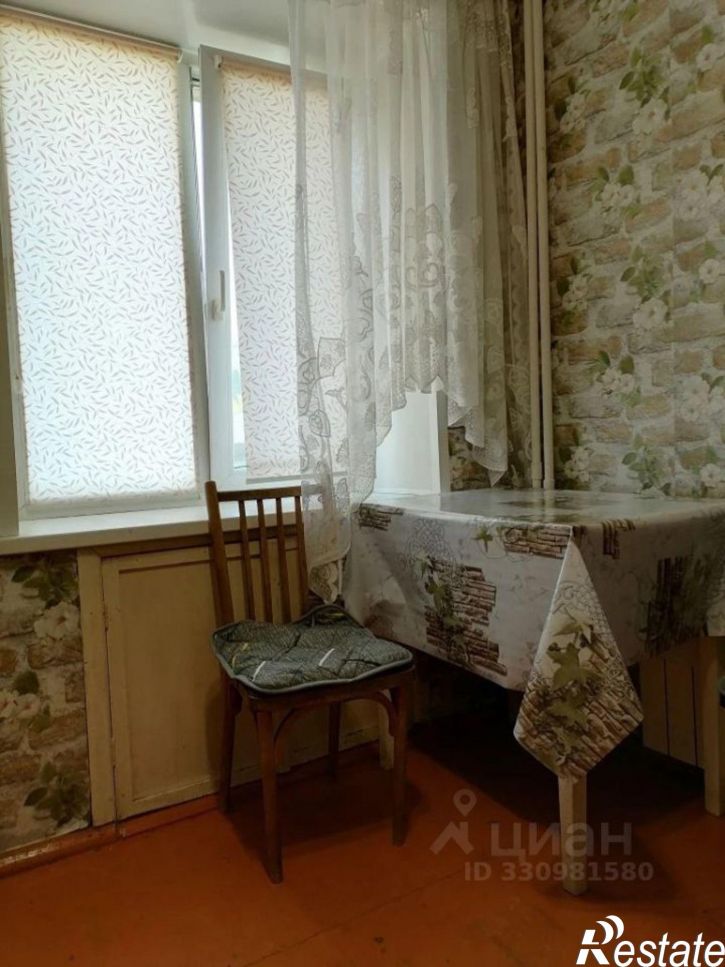 1-комн квартира улица Суворова, 13/1,  д. 13/1