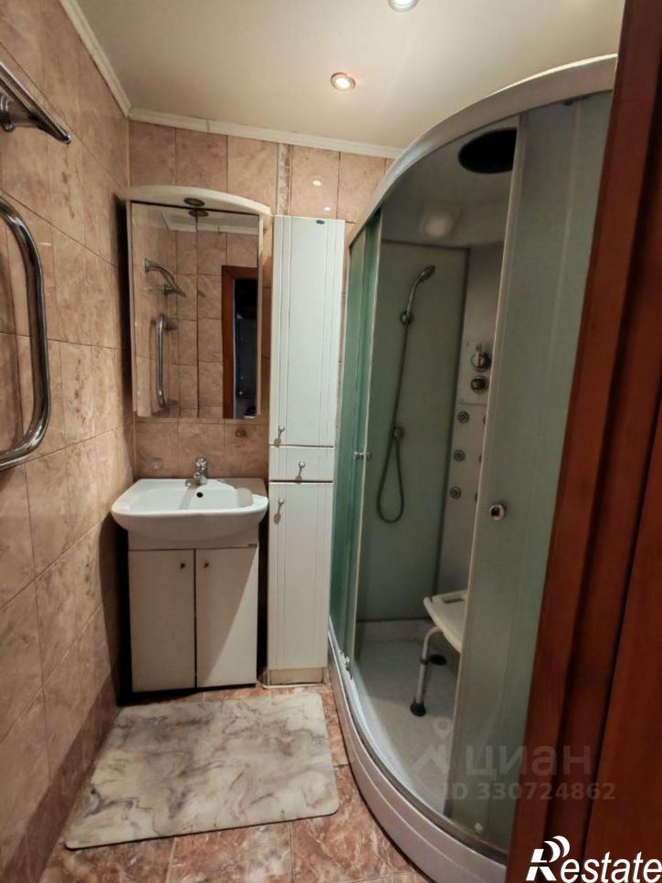 3-комн квартира улица Розы Люксембург, 103,  д. 103