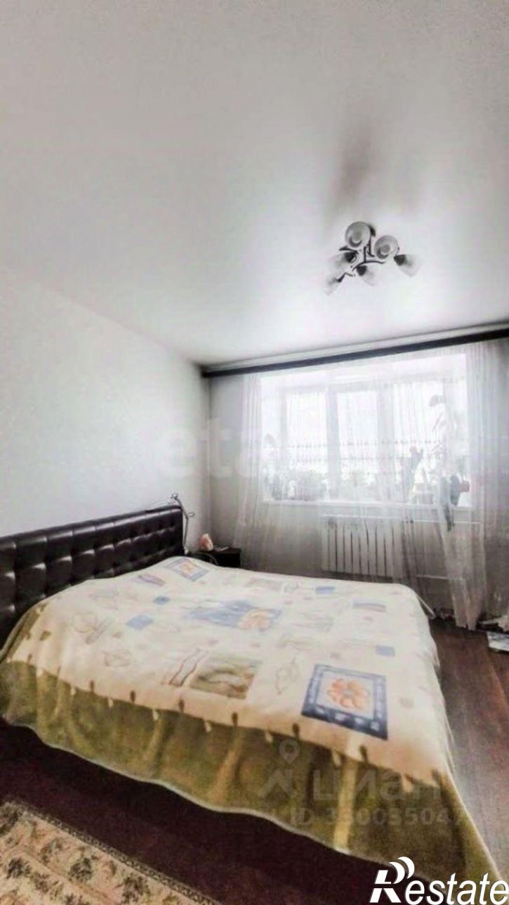 4-комн квартира ул Героев Чубаровцев, 22,  д. 22